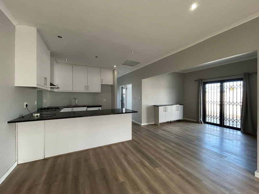 To Let 2 Bedroom Property for Rent in Table View Western Cape